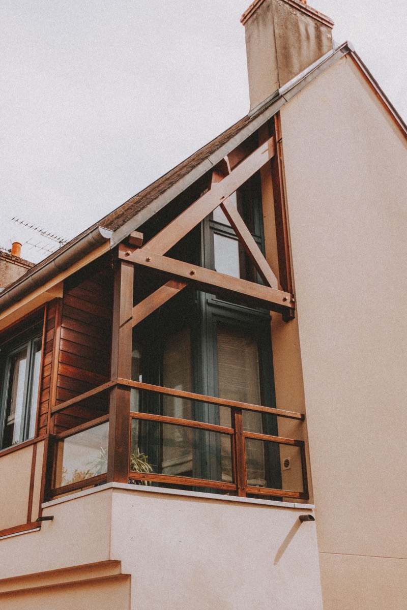 Intérieur en rénovation complète avec préparation de chantier